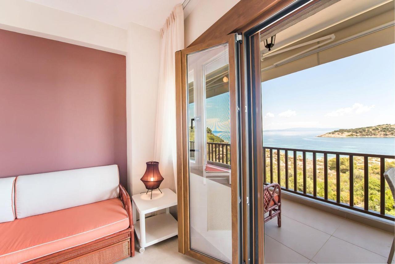 אורמוס פנגיאס Nereus & Oceanus Beachfront Apartments, Lagonisi Beach #Feelslikehome מראה חיצוני תמונה