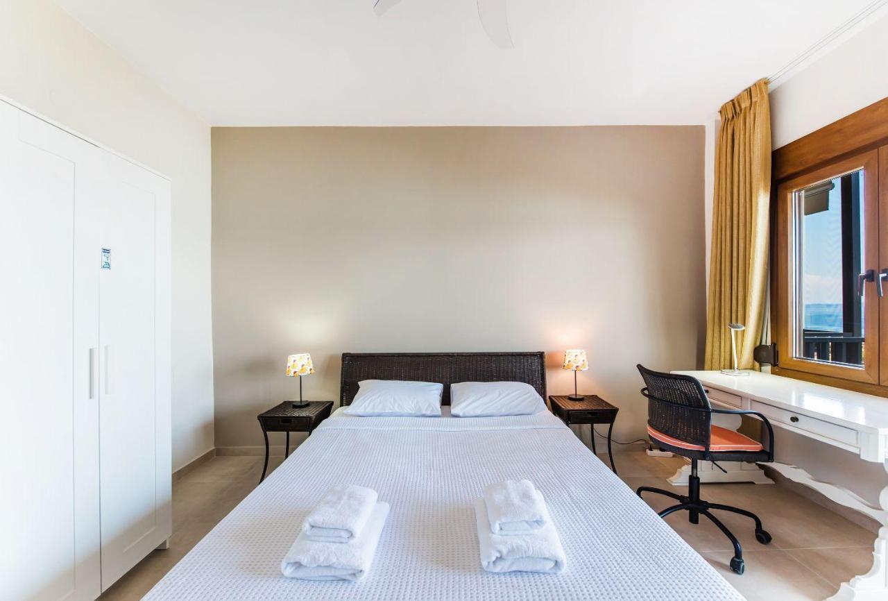 אורמוס פנגיאס Nereus & Oceanus Beachfront Apartments, Lagonisi Beach #Feelslikehome מראה חיצוני תמונה