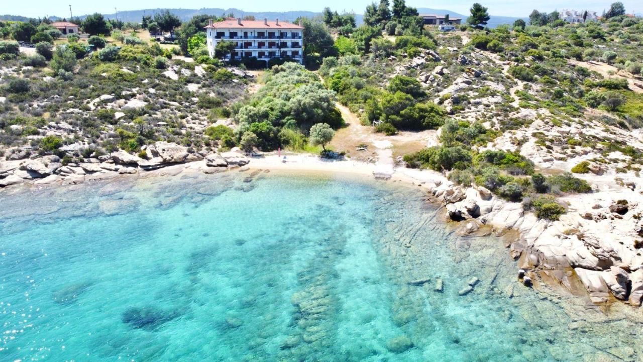 אורמוס פנגיאס Nereus & Oceanus Beachfront Apartments, Lagonisi Beach #Feelslikehome מראה חיצוני תמונה