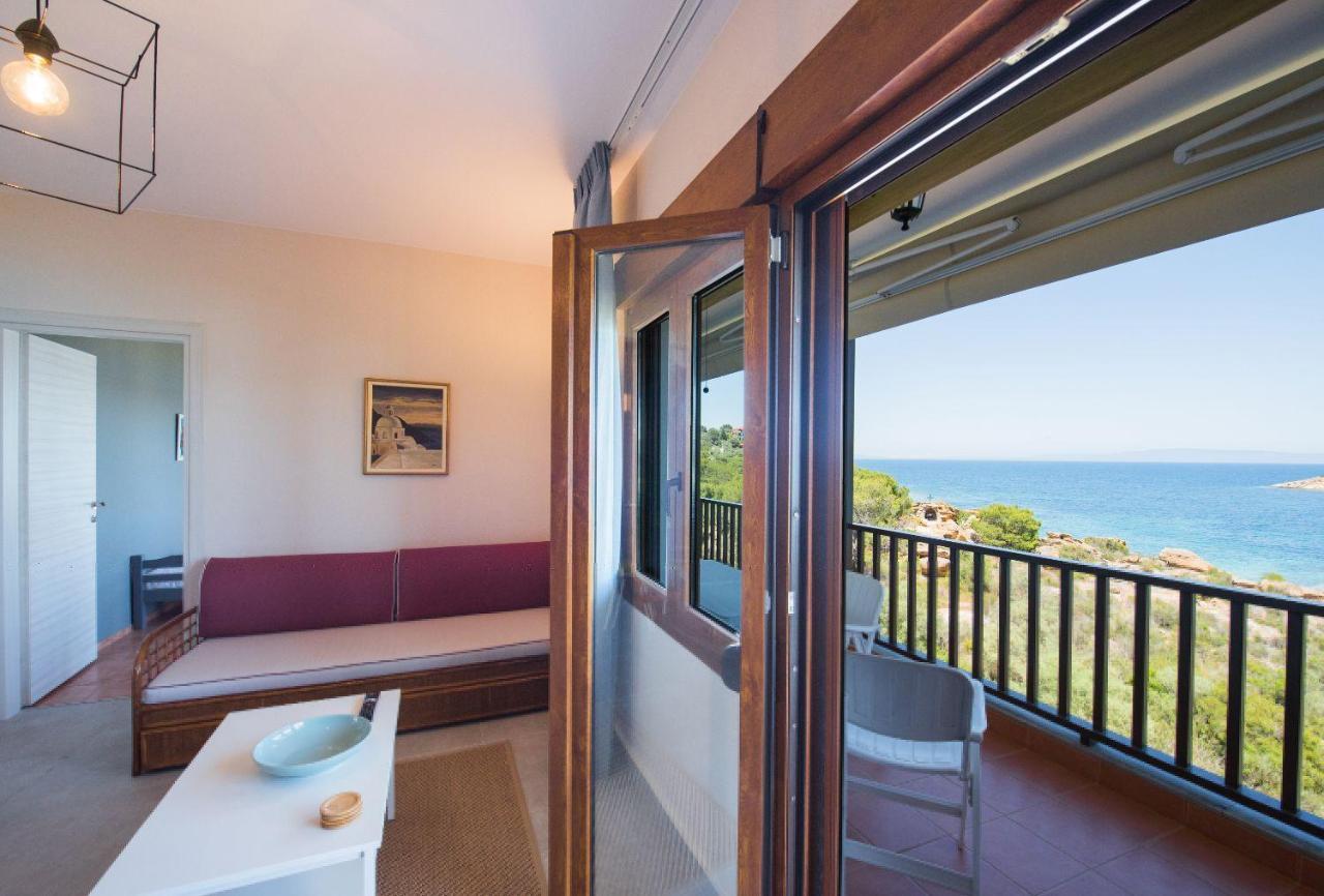 אורמוס פנגיאס Nereus & Oceanus Beachfront Apartments, Lagonisi Beach #Feelslikehome מראה חיצוני תמונה